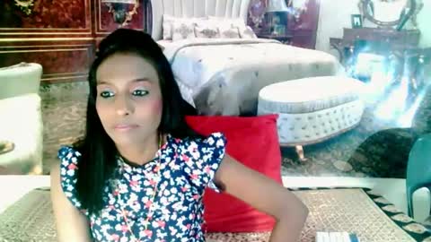 Snapshot of indianlovebug chatting on January 2, 2025, 4:41 am Leah online show from January 2, 2025, 4:41 am