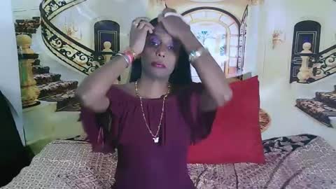 Snapshot of indianlovebug chatting on January 7, 2025, 11:56 pm Leah online show from January 7, 2025, 11:56 pm