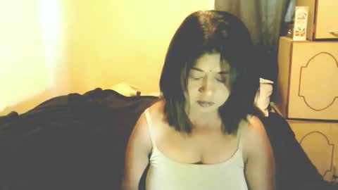 indianpleasures21 online show from April 1, 2026, 6:58 am