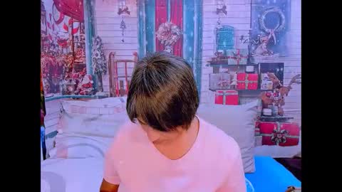 indianroxy27 online show from December 1, 2025, 5:18 pm