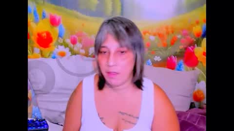 indianroxy27 online show from March 29, 2026, 8:58 am