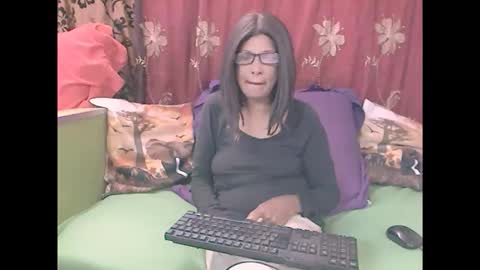 Snapshot of indiansaiyaara chatting on September 24, 2025, 12:52 pm indiansaiyaara online show from September 24, 2025, 12:52 pm