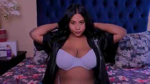 indiansapphirex online show from November 5, 2025, 5:07 am