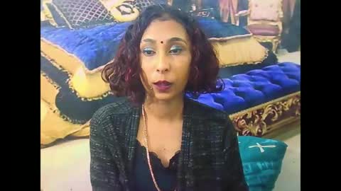 indiansexybutt4u2luv online show from July 7, 2026, 6:47 am