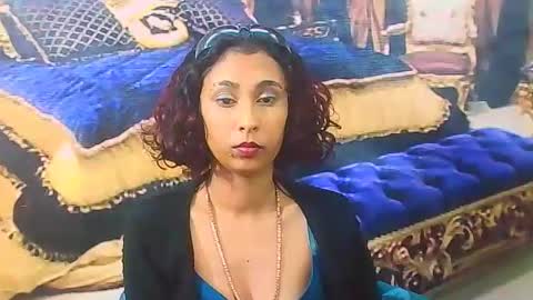 indiansexybutt4u2luv online show from July 11, 2026, 5:54 am