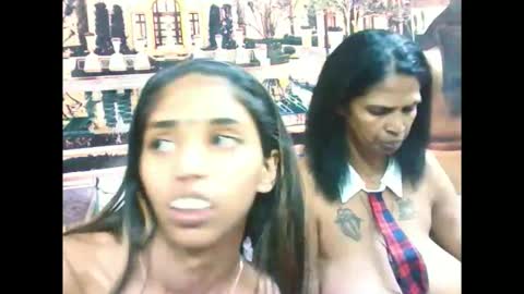 Snapshot of indiansexyslender4u2luv chatting on October 22, 2025, 5:52 am indiansexyslender4u2luv online show from October 22, 2025, 5:52 am