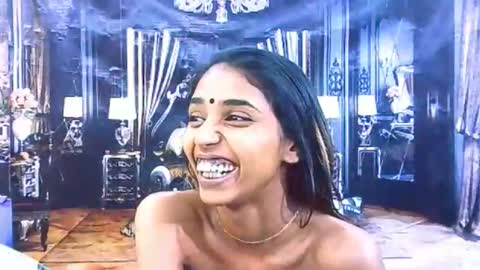 Snapshot of indiansexyslender4u2luv chatting on October 29, 2025, 5:31 am indiansexyslender4u2luv online show from October 29, 2025, 5:31 am