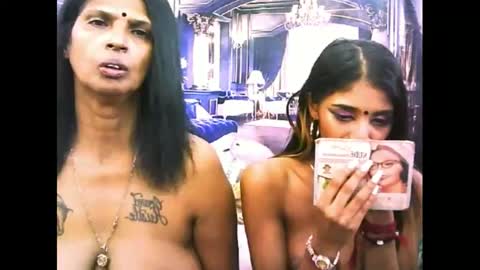 Snapshot of indiansexyslender4u2luv chatting on November 6, 2025, 10:05 am indiansexyslender4u2luv online show from November 6, 2025, 10:05 am