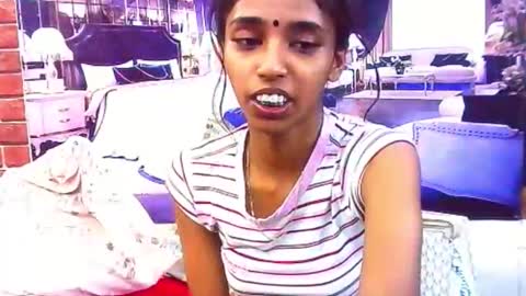 Snapshot of indiansexyslender4u2luv chatting on November 23, 2025, 5:18 am indiansexyslender4u2luv online show from November 23, 2025, 5:18 am