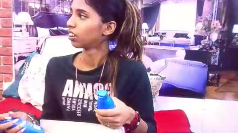 Snapshot of indiansexyslender4u2luv chatting on November 24, 2025, 5:29 am indiansexyslender4u2luv online show from November 24, 2025, 5:29 am