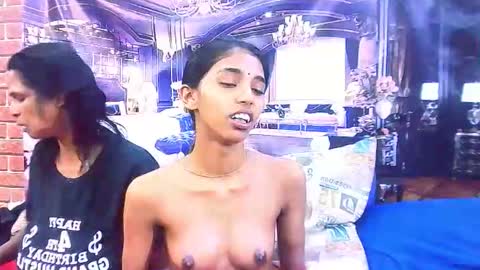 Snapshot of indiansexyslender4u2luv chatting on November 26, 2025, 5:30 am indiansexyslender4u2luv online show from November 26, 2025, 5:30 am