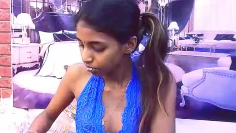 Snapshot of indiansexyslender4u2luv chatting on November 28, 2025, 5:21 am indiansexyslender4u2luv online show from November 28, 2025, 5:21 am