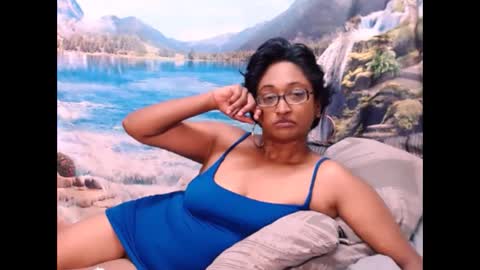 Snapshot of indianspicy69 chatting on March 5, 2025, 12:16 am Shreya online show from March 5, 2025, 12:16 am