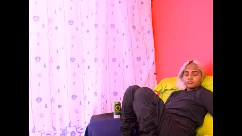 Snapshot of indiansumaya chatting on November 30, 2025, 6:17 am indiansumaya online show from November 30, 2025, 6:17 am