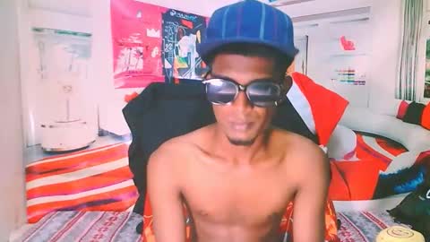 Snapshot of indianthuggin chatting on December 22, 2025, 6:05 pm BabyFace online show from December 22, 2025, 6:05 pm