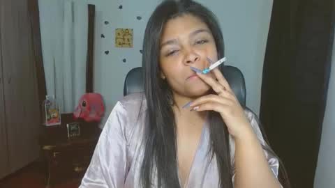 Aleja vallejo online show from September 29, 2025, 3:22 am