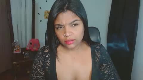 Aleja vallejo online show from October 5, 2025, 8:07 pm