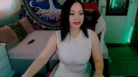 indica_me online show from June 24, 2026, 6:01 am