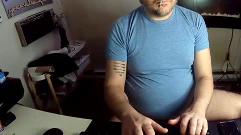 Snapshot of indigolvr chatting on December 6, 2024, 9:35 pm BroLOU online show from December 6, 2024, 9:35 pm