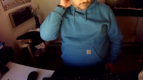 Snapshot of indigolvr chatting on December 9, 2024, 1:18 am BroLOU online show from December 9, 2024, 1:18 am