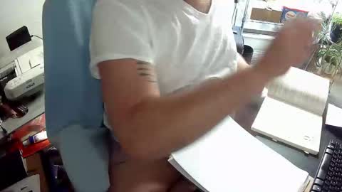 Snapshot of indigolvr chatting on May 11, 2026, 2:28 am BroLOU online show from May 11, 2026, 2:28 am