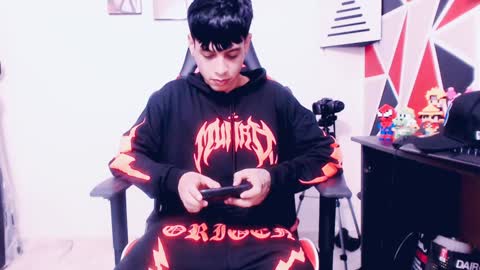 Snapshot of indomitablebeast chatting on January 16, 2025, 1:06 am matias online show from January 16, 2025, 1:06 am