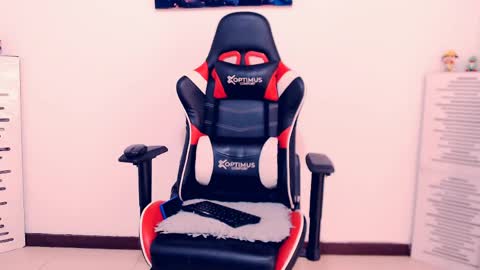 matias online show from April 11, 2026, 3:27 pm