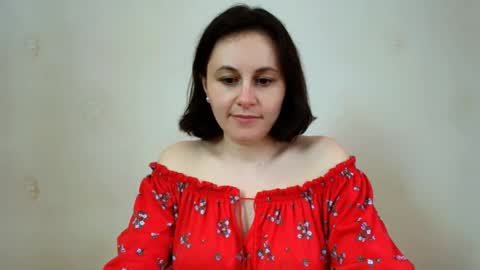 Snapshot of inessa_beauty chatting on April 26, 2026, 12:58 pm Inessa online show from April 26, 2026, 12:58 pm