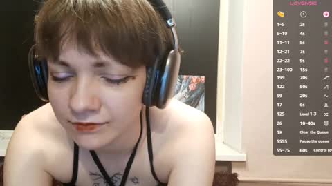Keily online show from October 10, 2025, 4:17 pm