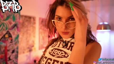 Snapshot of informal_ chatting on December 23, 2024, 8:11 am MAL ---  online show from December 23, 2024, 8:11 am