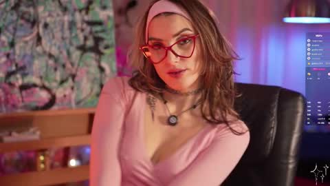 Snapshot of informal_ chatting on February 28, 2025, 10:17 pm MAL ---  online show from February 28, 2025, 10:17 pm