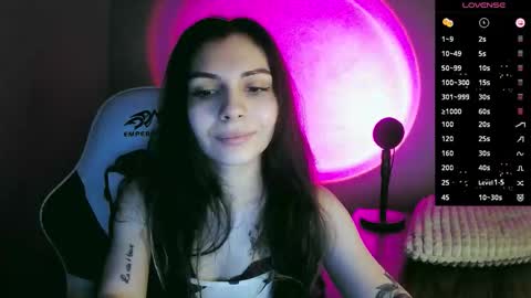 Inga online show from November 19, 2025, 5:13 pm