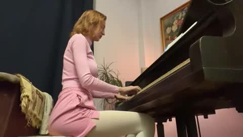 Snapshot of ingridmayer chatting on February 4, 2026, 6:25 pm ingridmayer online show from February 4, 2026, 6:25 pm