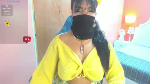 Snapshot of iniya_parul chatting on November 29, 2025, 1:47 pm Iniya online show from November 29, 2025, 1:47 pm