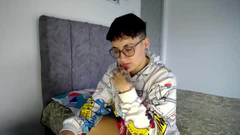 lyan onlyfans n linda online show from February 16, 2026, 7:21 pm