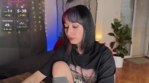 Xenia online show from December 17, 2025, 12:00 pm