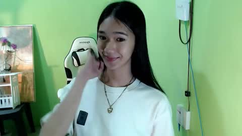 Reign online show from October 28, 2025, 7:38 pm