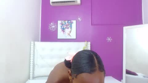 Snapshot of innocent_sexybaby chatting on October 6, 2025, 8:28 pm innocent_sexybaby online show from October 6, 2025, 8:28 pm