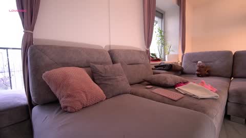 Snapshot of innocentemmy chatting on December 9, 2024, 1:34 pm Maria online show from December 9, 2024, 1:34 pm