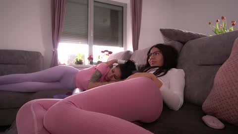 Snapshot of innocentemmy chatting on February 3, 2025, 1:51 pm Maria online show from February 3, 2025, 1:51 pm