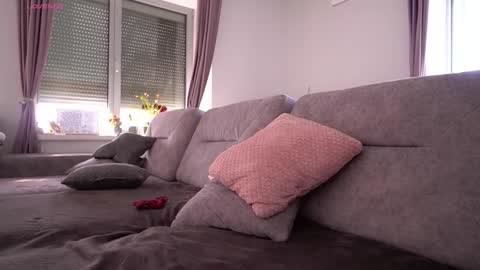 Snapshot of innocentemmy chatting on February 14, 2025, 1:29 pm Maria online show from February 14, 2025, 1:29 pm