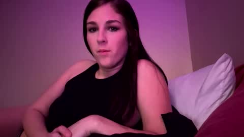 Snapshot of innocentlilsarah chatting on February 7, 2026, 4:16 am innocentlilsarah online show from February 7, 2026, 4:16 am