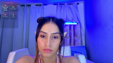 Snapshot of innoocentluna chatting on October 24, 2025, 4:09 am Innoocent Luna online show from October 24, 2025, 4:09 am