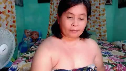 Snapshot of inocent_joy chatting on May 5, 2026, 5:43 pm inocent_joy online show from May 5, 2026, 5:43 pm