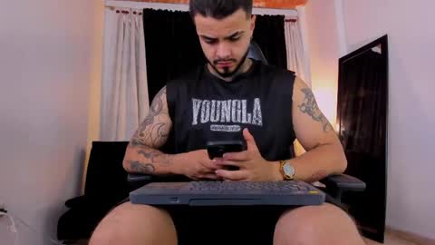 Brayan Chavez online show from April 1, 2026, 2:45 am