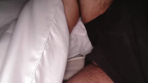 Snapshot of instructor22 chatting on January 21, 2025, 9:35 am instructor22 online show from January 21, 2025, 9:35 am