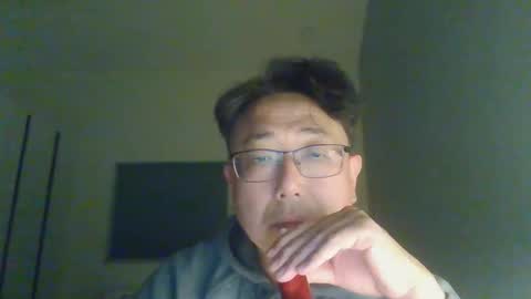 Snapshot of insuclee197641 chatting on April 9, 2026, 2:33 pm insuclee197641 online show from April 9, 2026, 2:33 pm