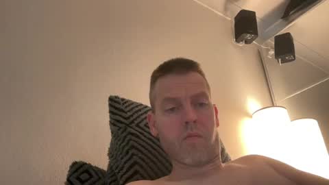 Snapshot of interestedhun chatting on July 14, 2026, 9:47 am InterestedHun online show from July 14, 2026, 9:47 am