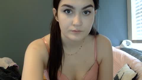 Angel online show from December 11, 2024, 8:18 pm