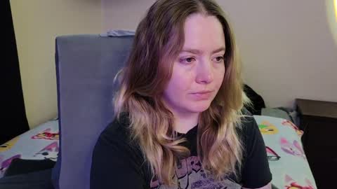 Faye online show from April 1, 2026, 7:53 am